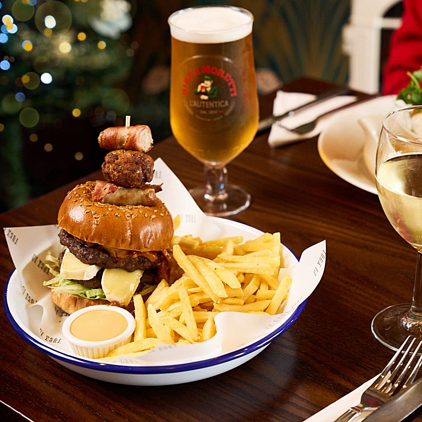 Festive Lunch & Dinner at The White Harte in Kinver